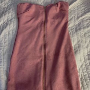 Pink sleeveless dress